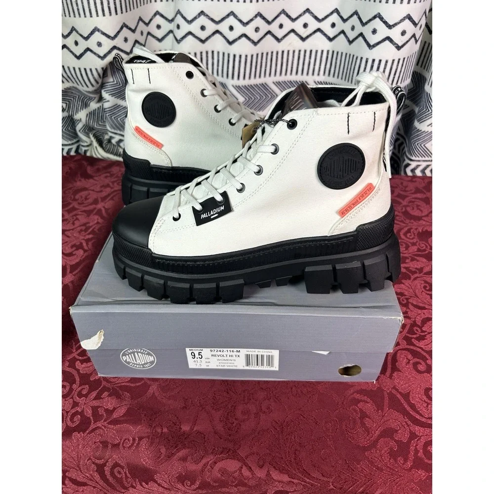 Palladium Revolt Hi TX Star White Platform Chunky High Top Boots Women's 9.5 NEW